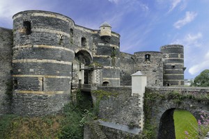 Leiebil Angers